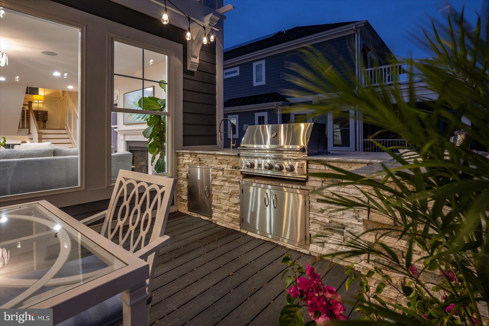 BAYSIDE - Residential