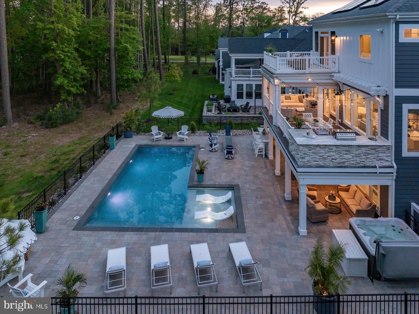 BAYSIDE - Residential
