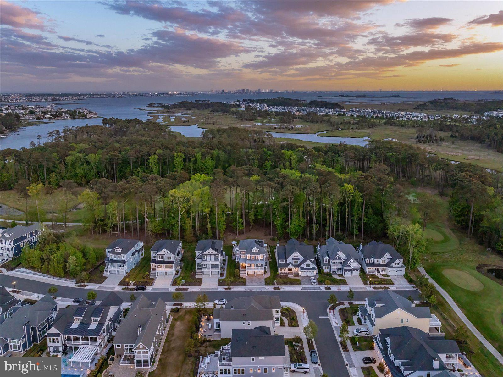 BAYSIDE - Residential
