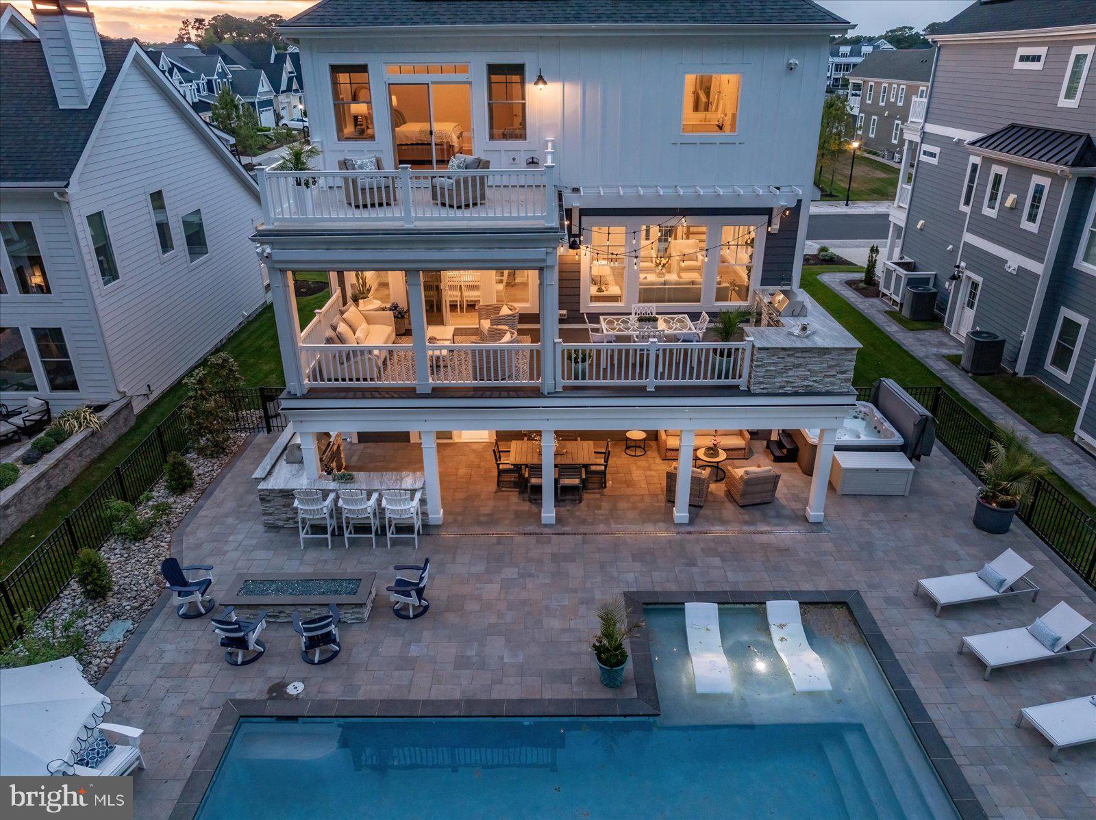 BAYSIDE - Residential