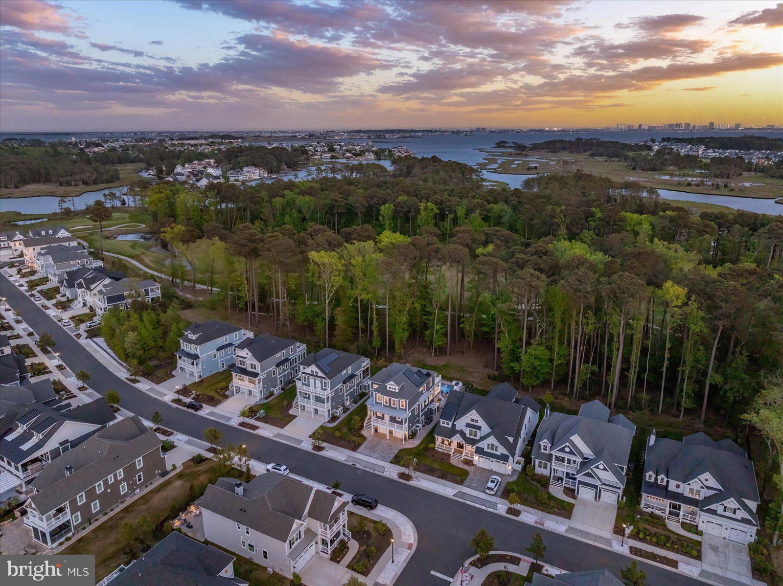 BAYSIDE - Residential