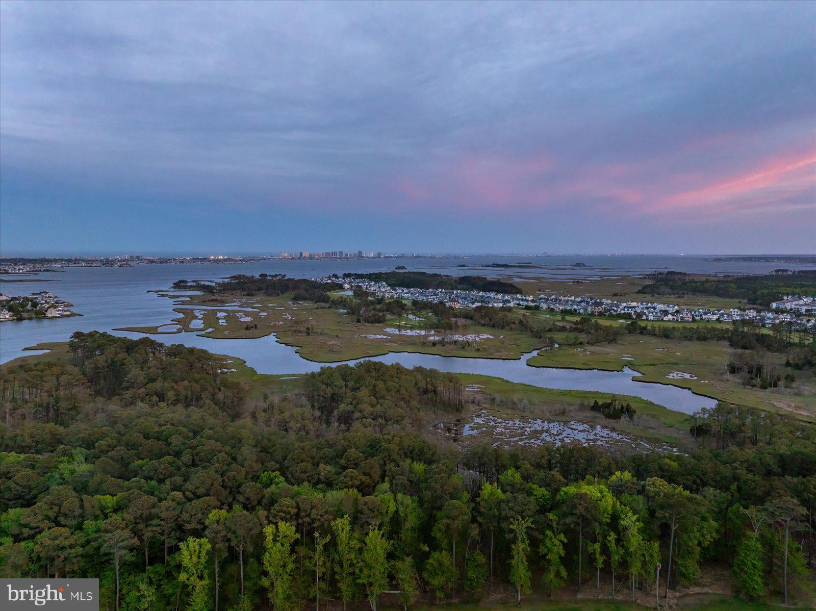 BAYSIDE - Residential