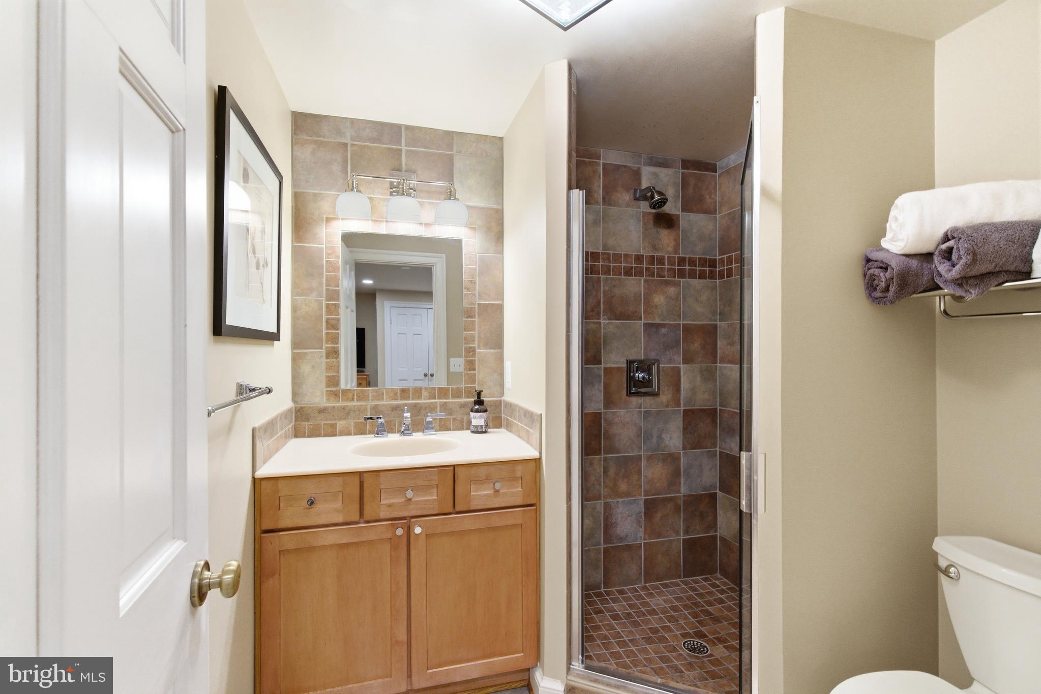 WESTMORELAND HILLS - Residential