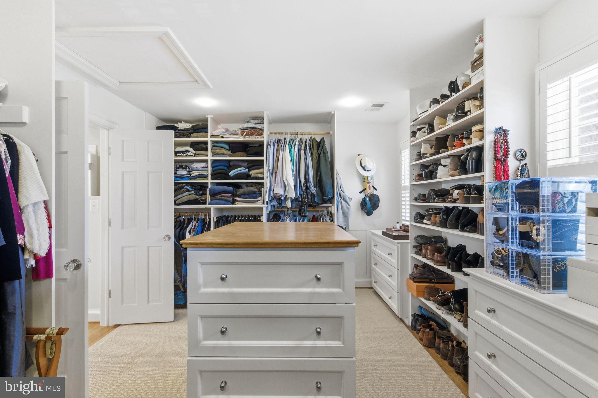 WESTMORELAND HILLS - Residential