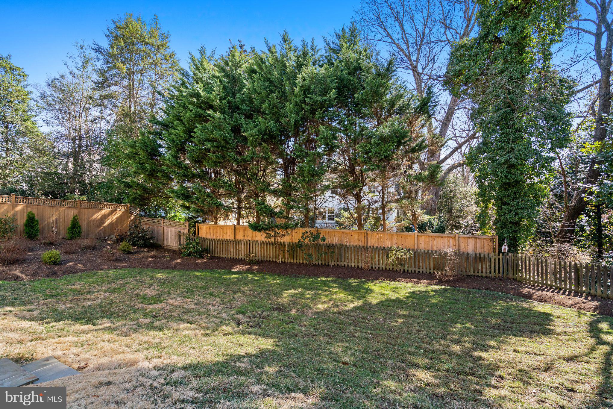 WESTMORELAND HILLS - Residential