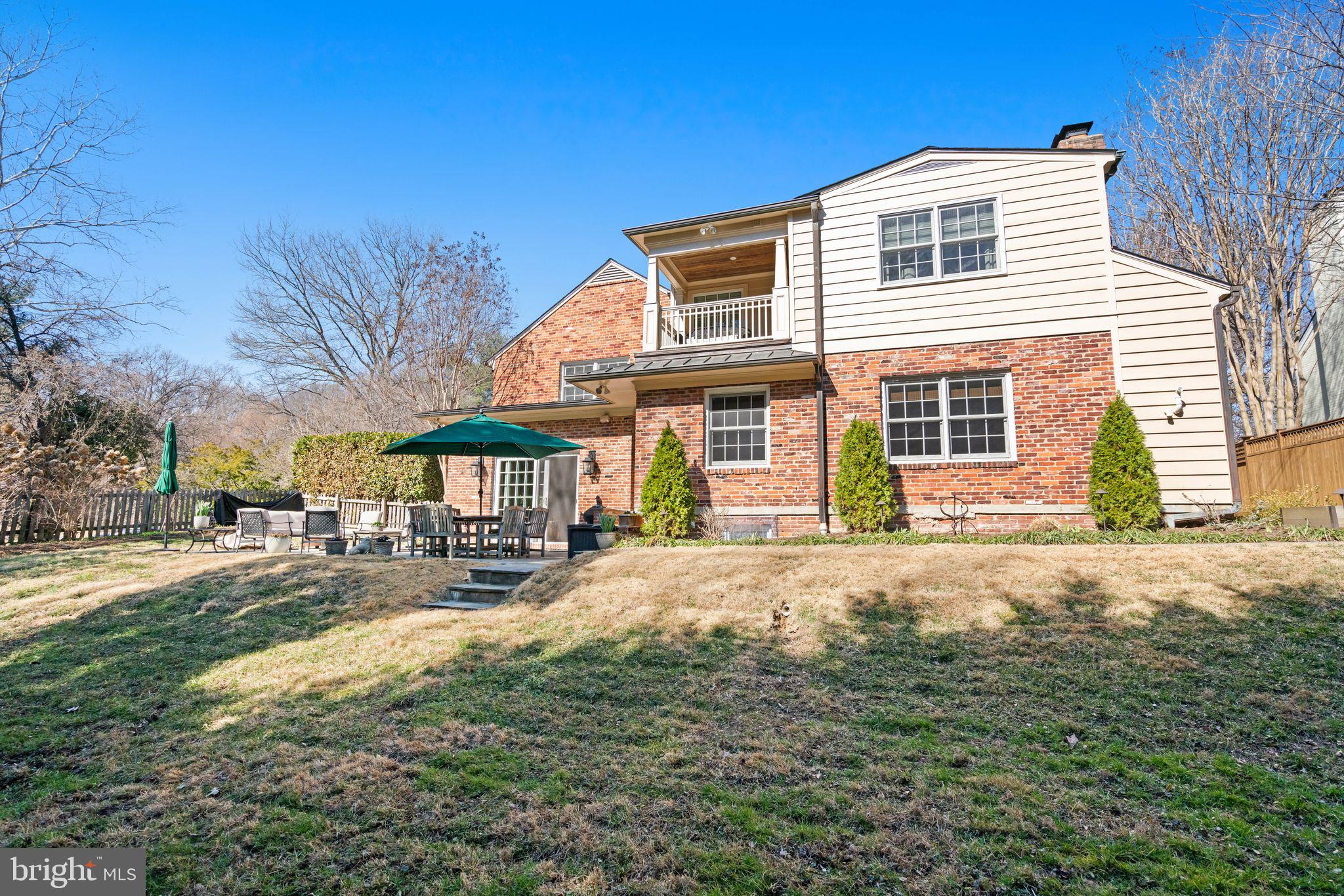 WESTMORELAND HILLS - Residential