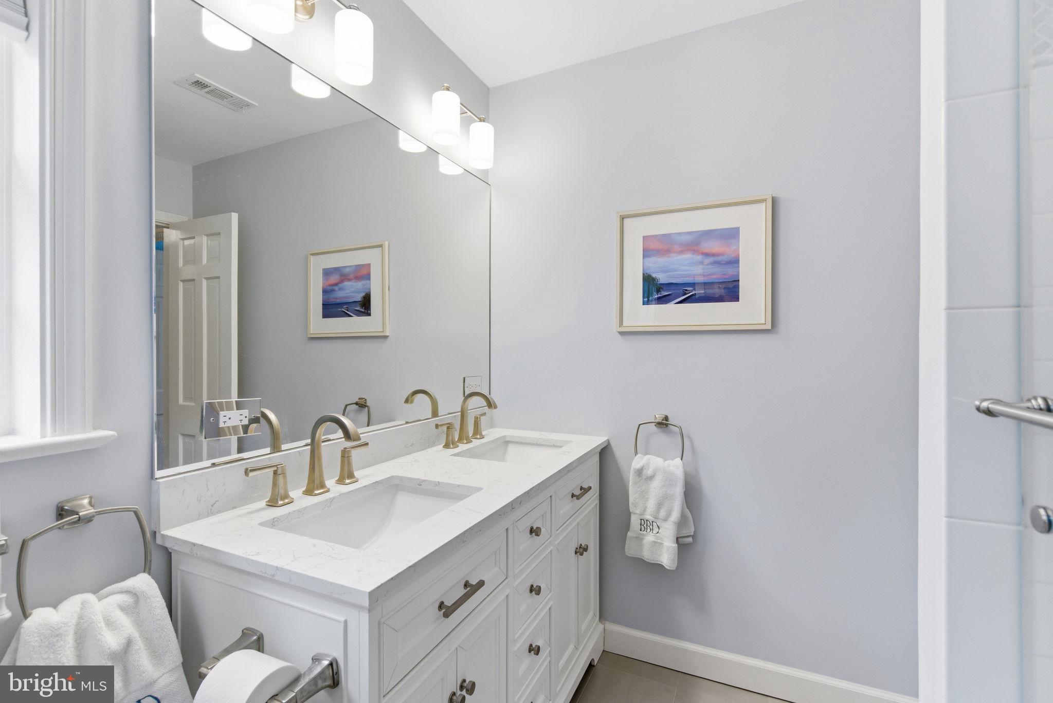 WESTMORELAND HILLS - Residential