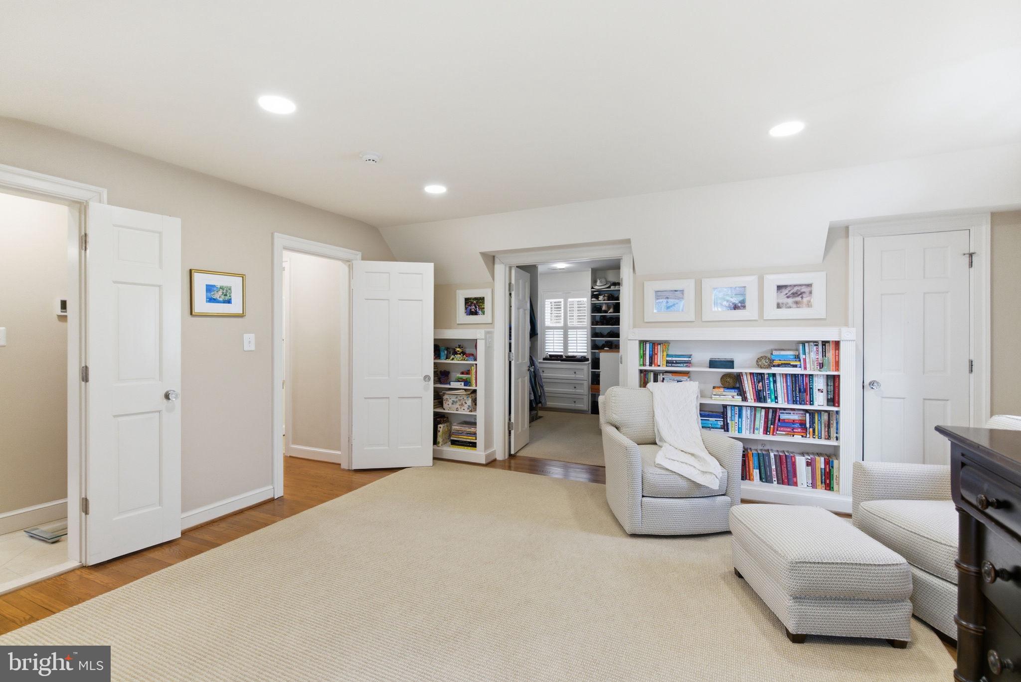 WESTMORELAND HILLS - Residential