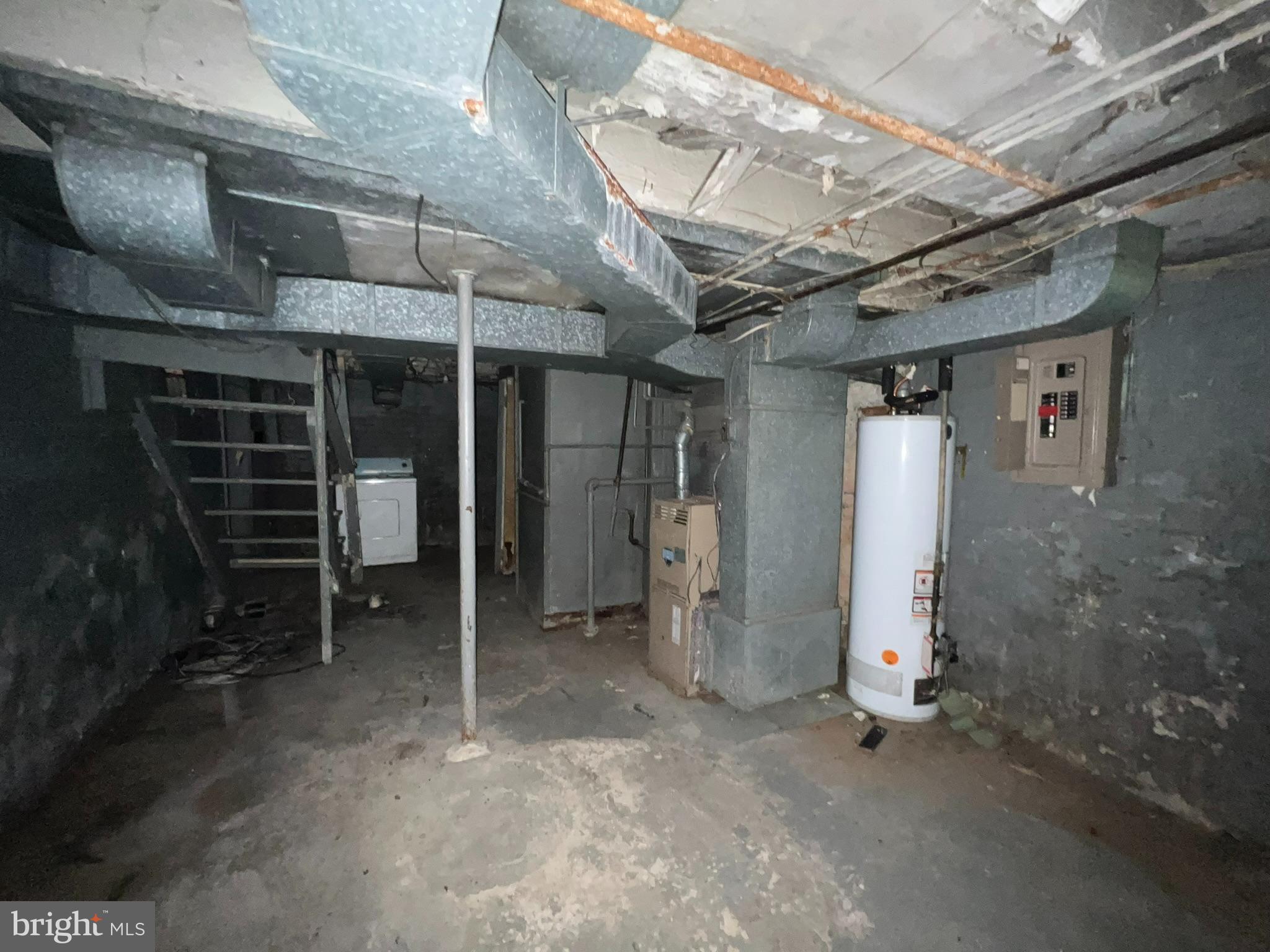 TOLSON HEIGHTS - Residential