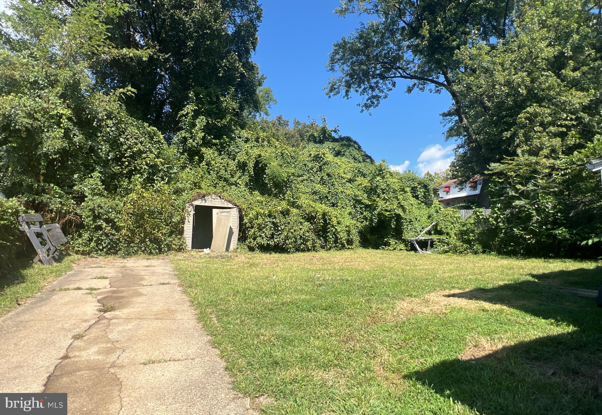 TOLSON HEIGHTS - Residential