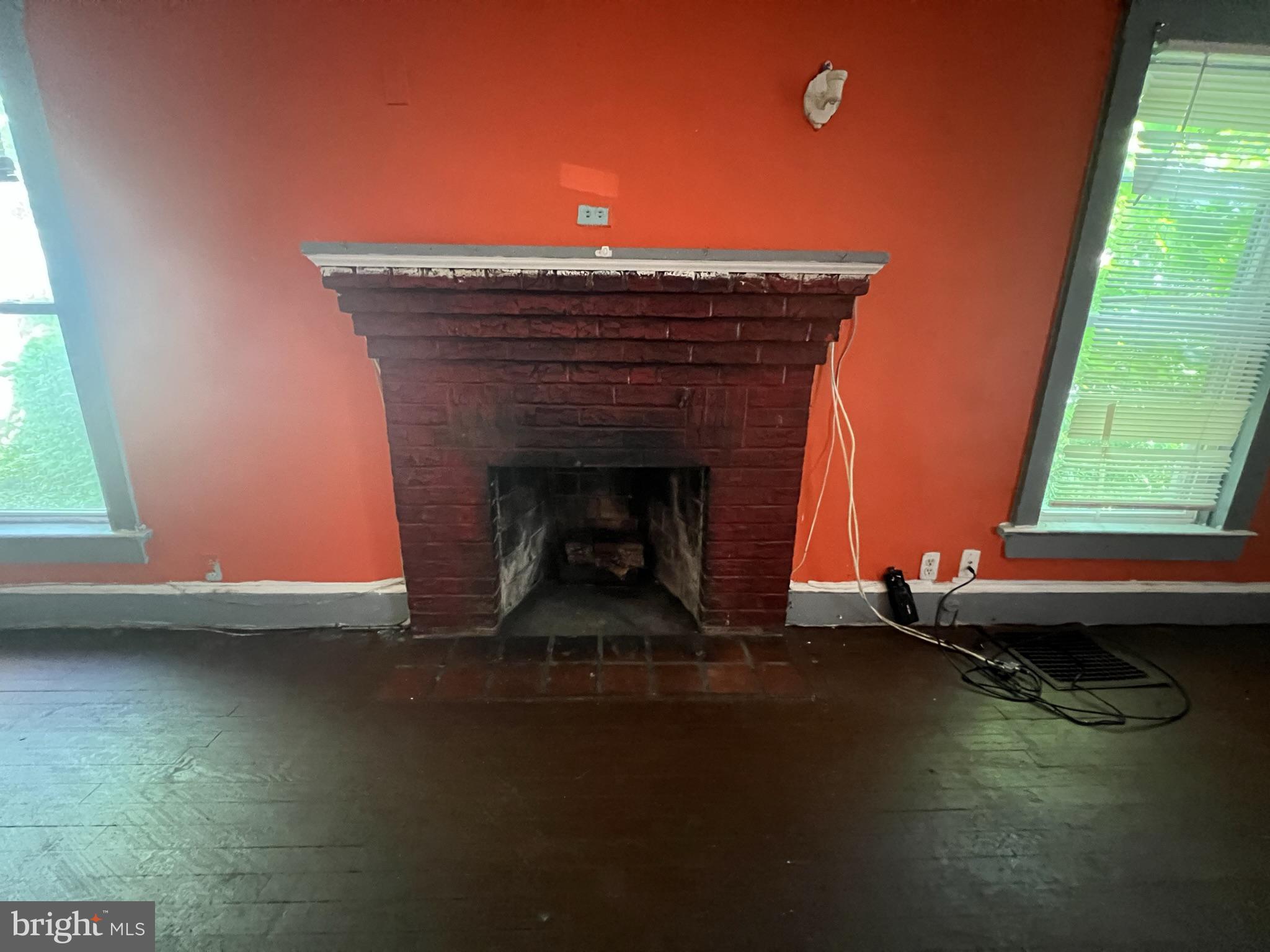 TOLSON HEIGHTS - Residential