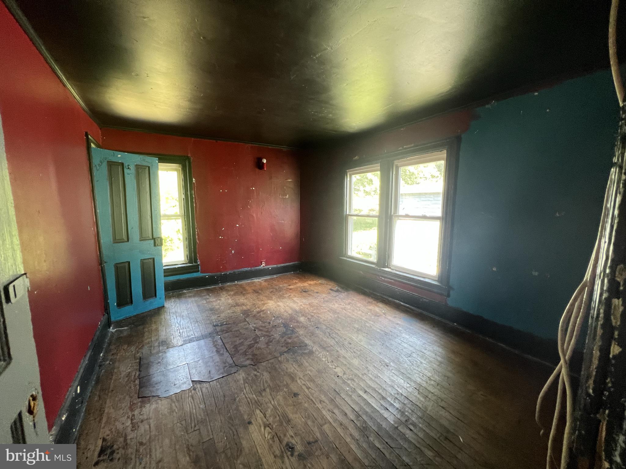 TOLSON HEIGHTS - Residential