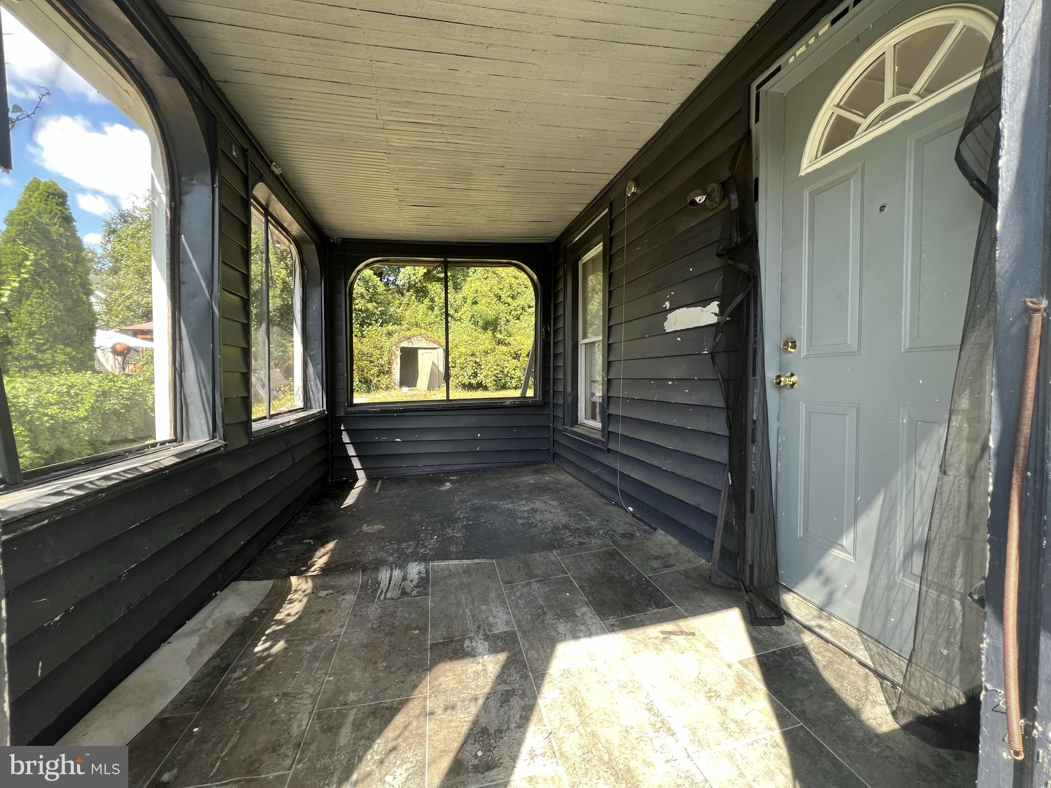 TOLSON HEIGHTS - Residential