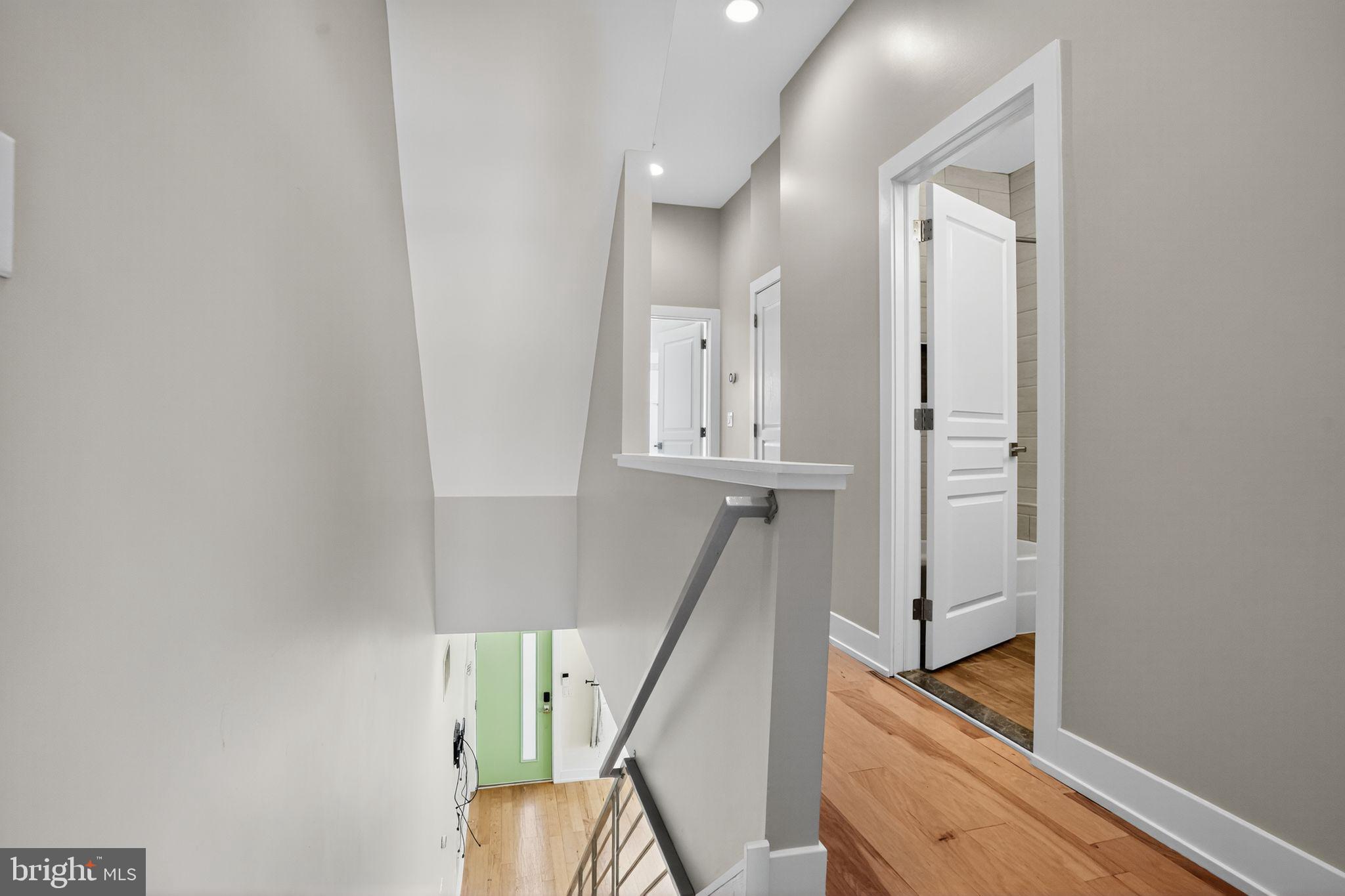 DICKINSON NARROWS - Residential Lease