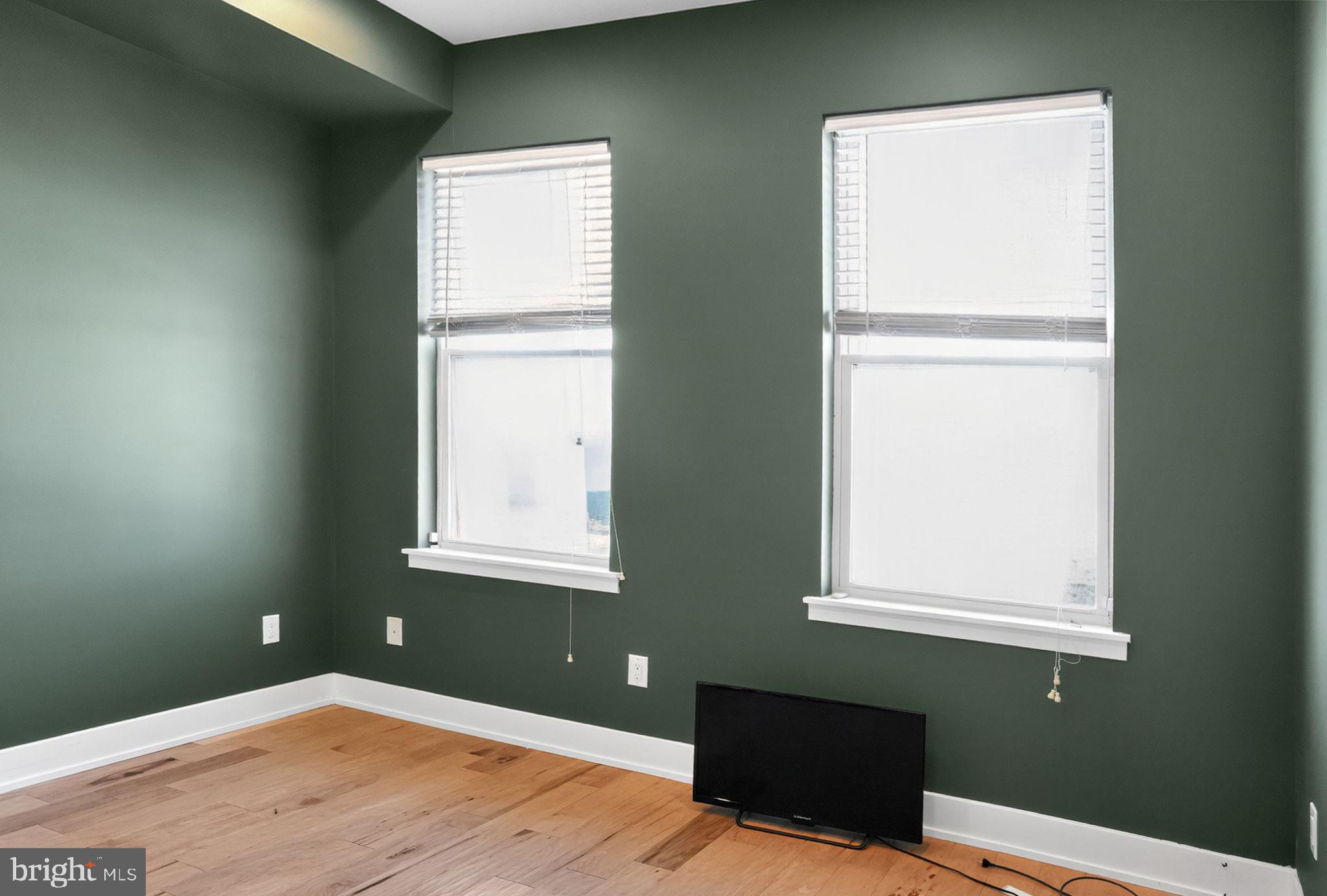 DICKINSON NARROWS - Residential Lease