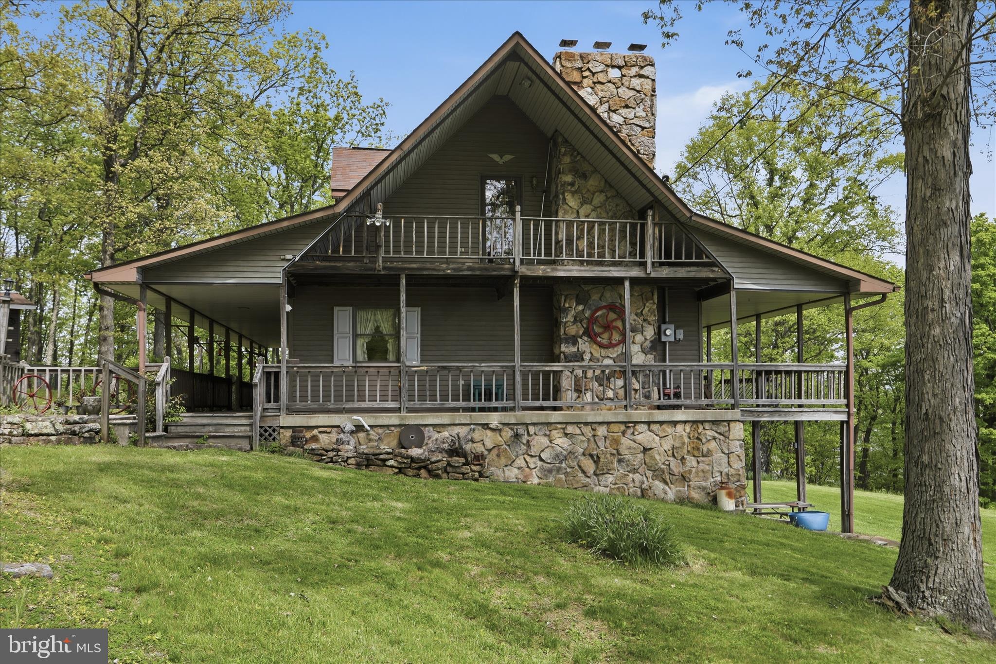 353 OVERLOOK TERRACE
