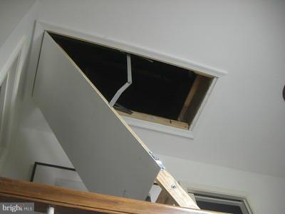 PORT CITY MEWS - Residential Lease