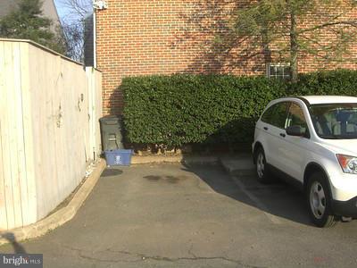 PORT CITY MEWS - Residential Lease