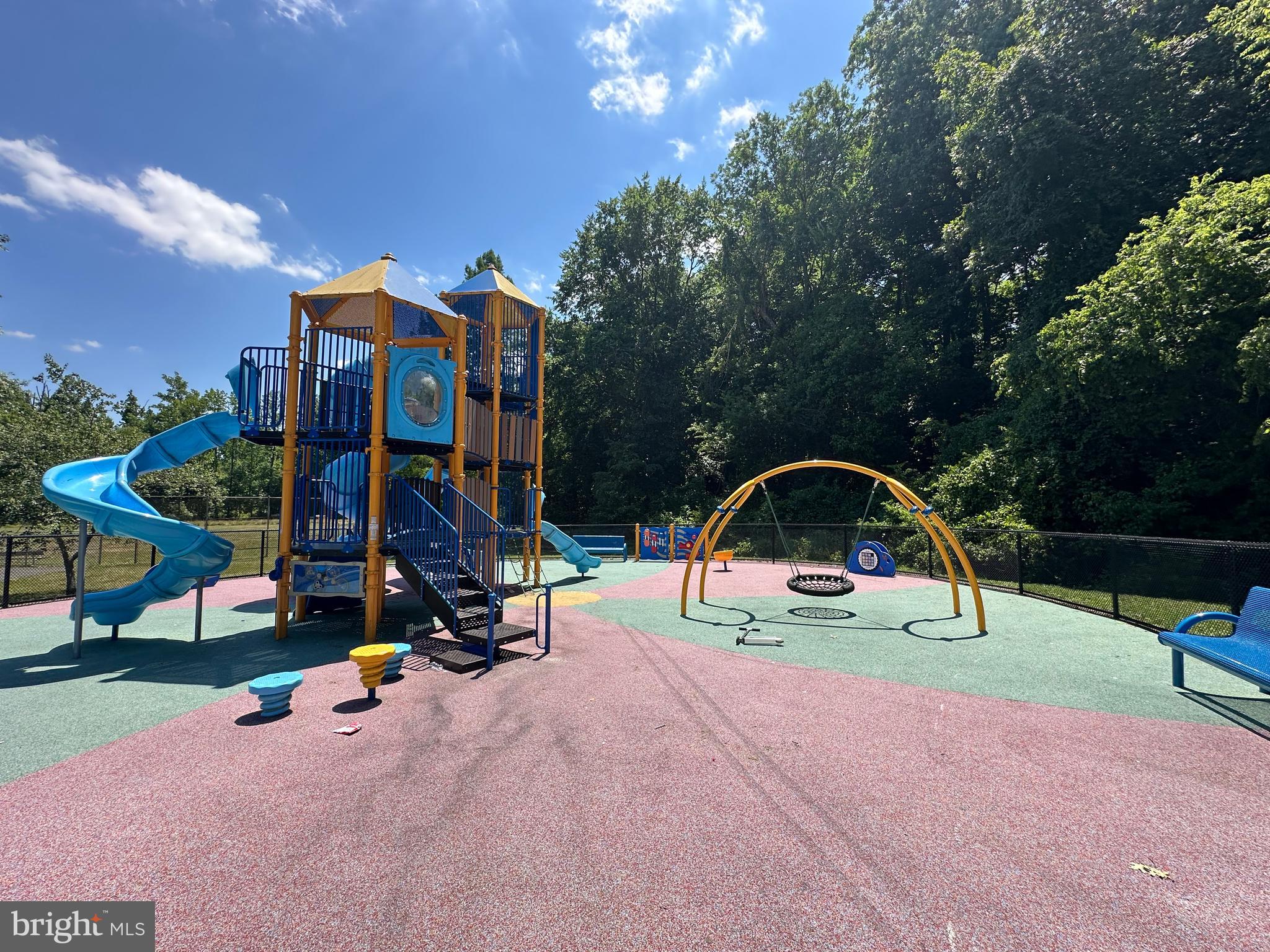 MARLBORO MEADOWS - Residential