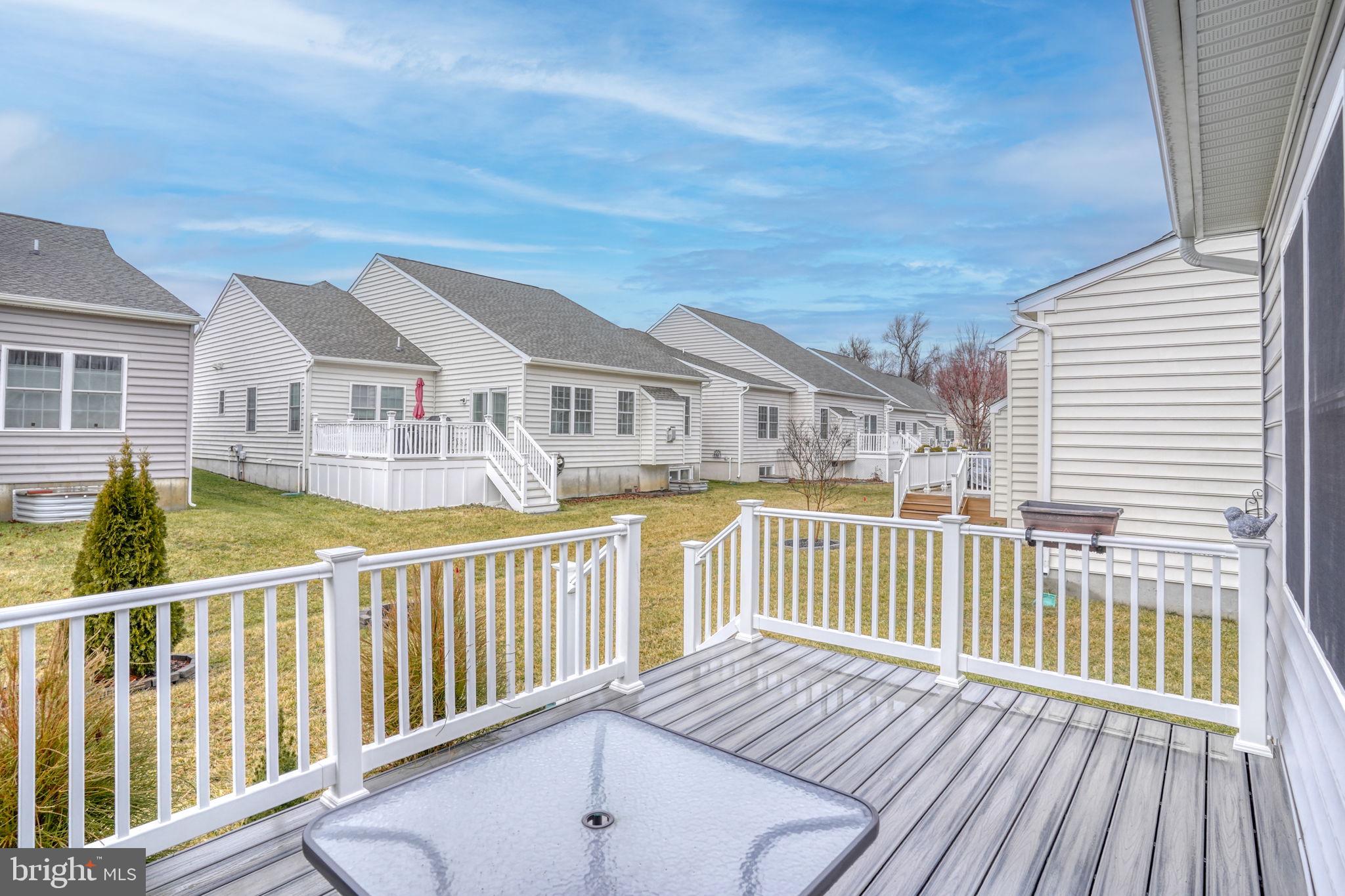 VILLAGE OF EASTRIDGE - Residential