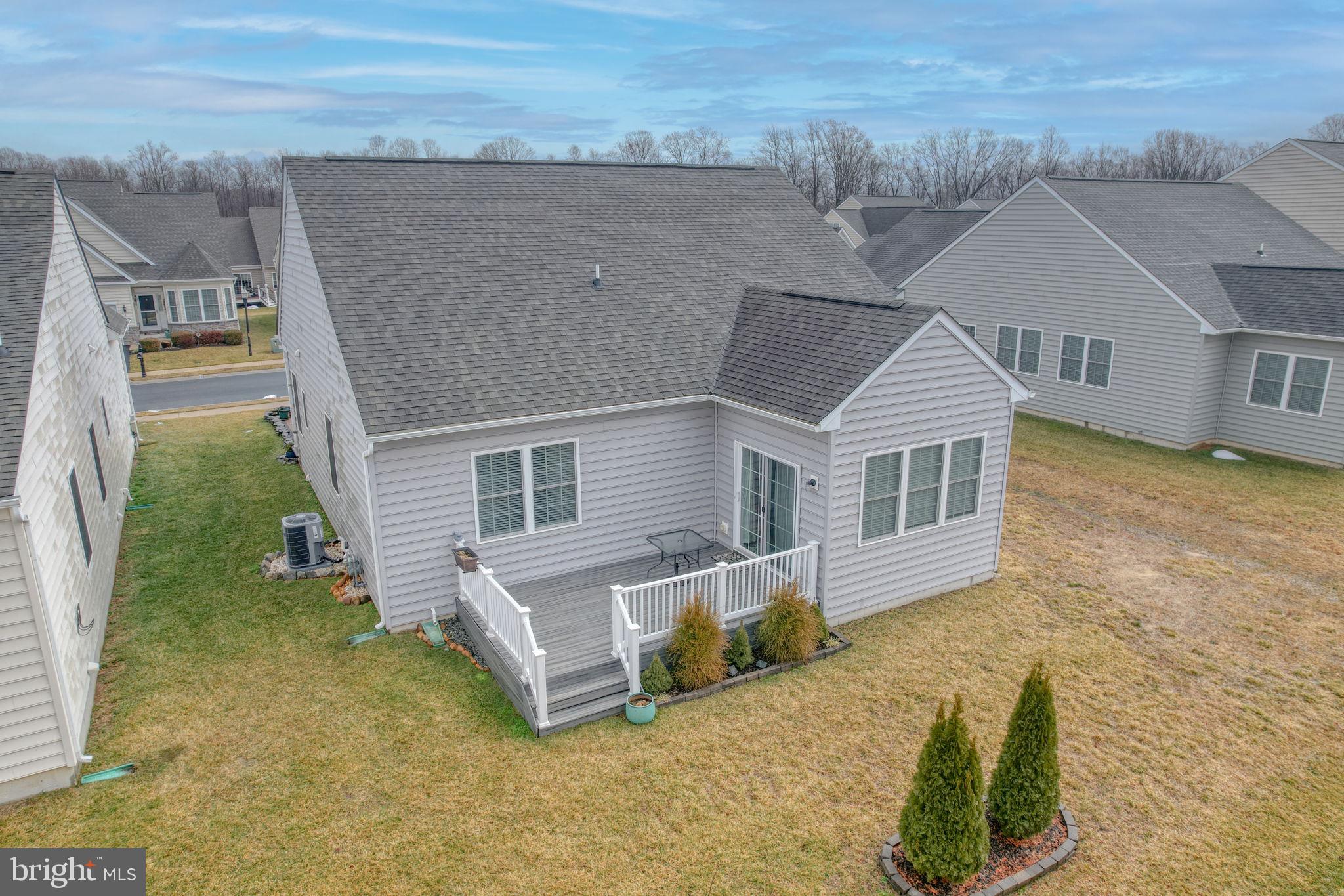 VILLAGE OF EASTRIDGE - Residential