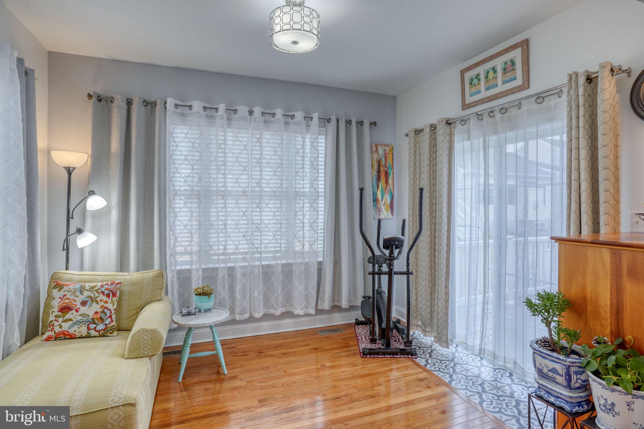 VILLAGE OF EASTRIDGE - Residential