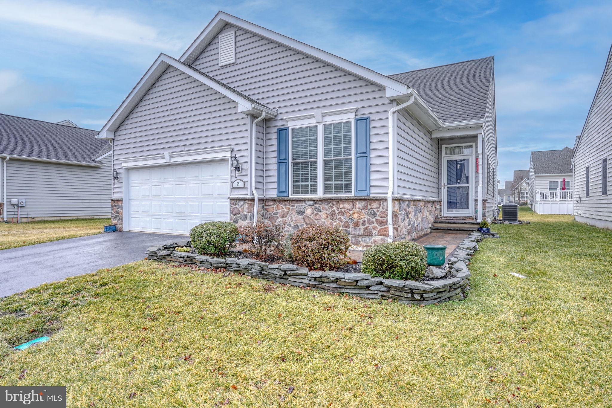 VILLAGE OF EASTRIDGE - Residential