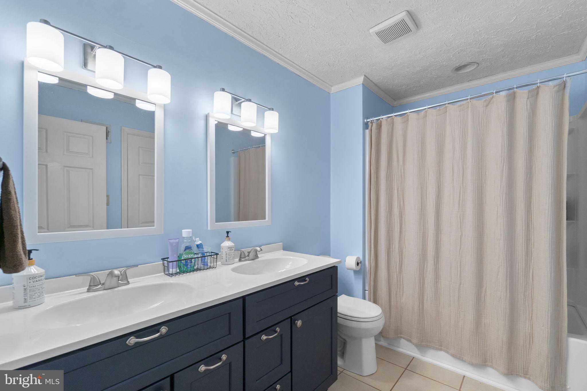 BALLENGER CREEK MEADOWS - Residential