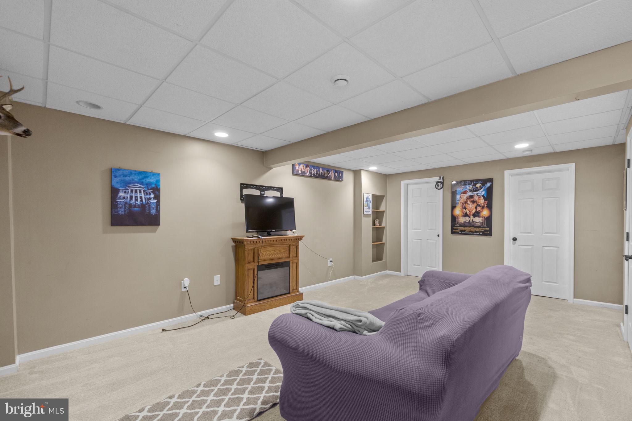 BALLENGER CREEK MEADOWS - Residential