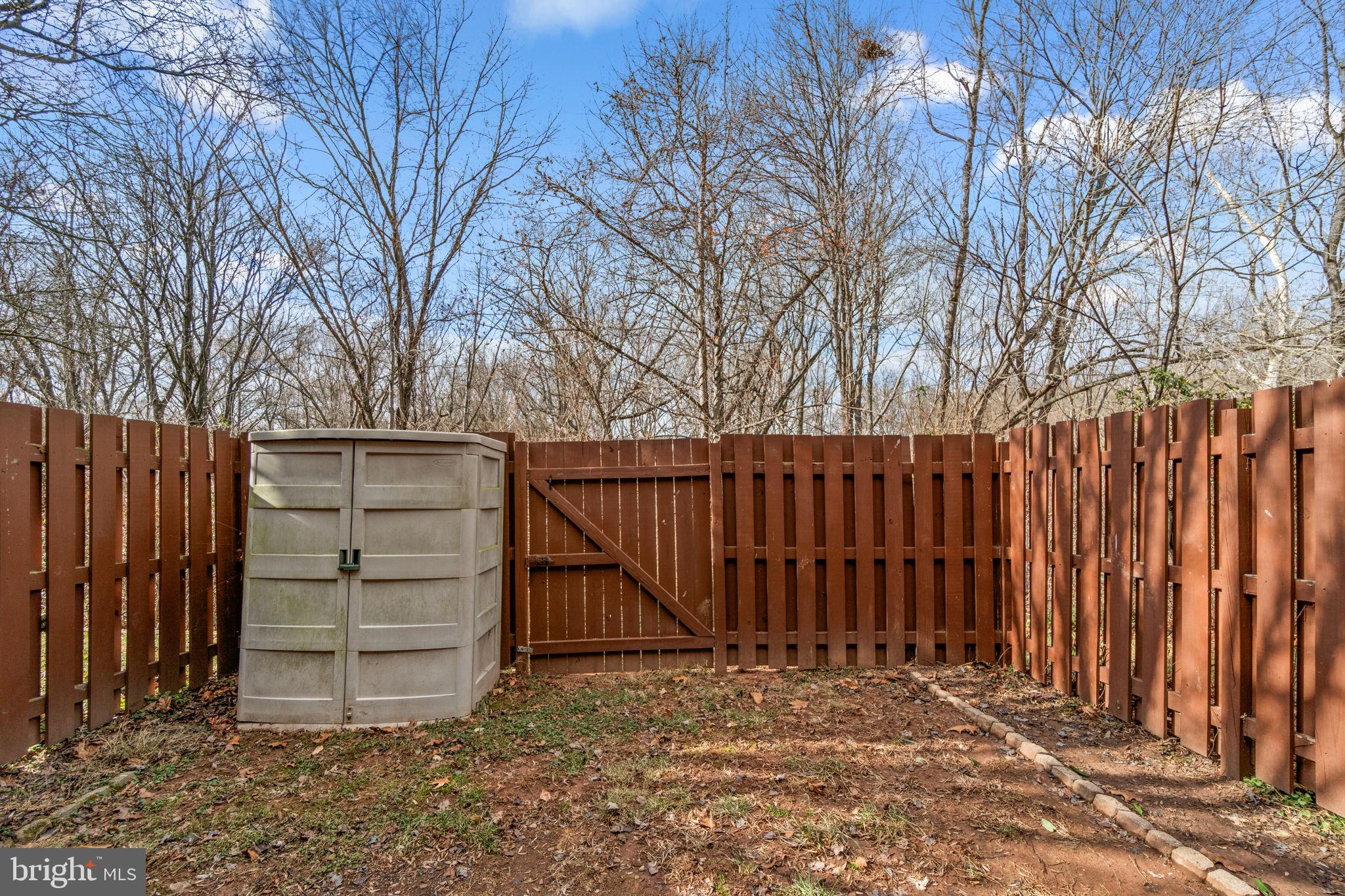 BALLENGER CREEK MEADOWS - Residential