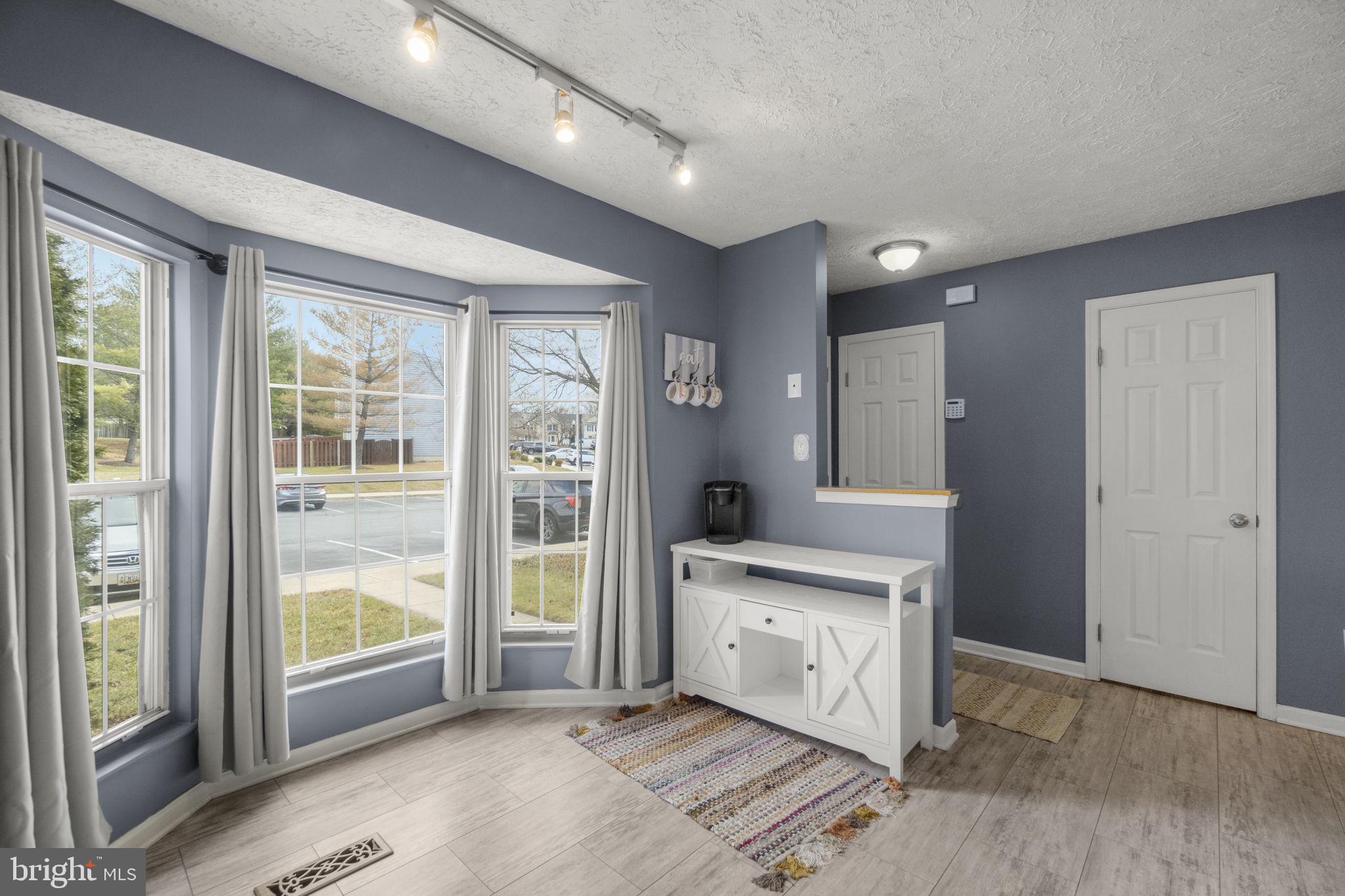 BALLENGER CREEK MEADOWS - Residential