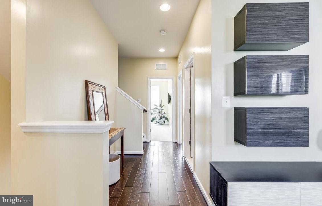 EMBREY MILL - Residential