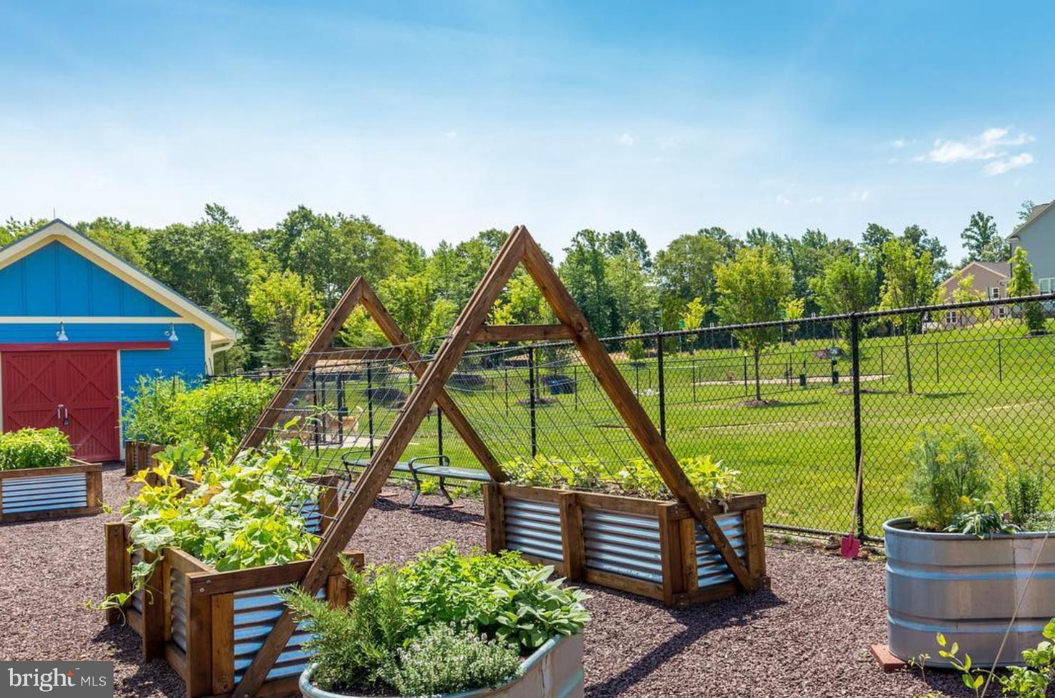 EMBREY MILL - Residential