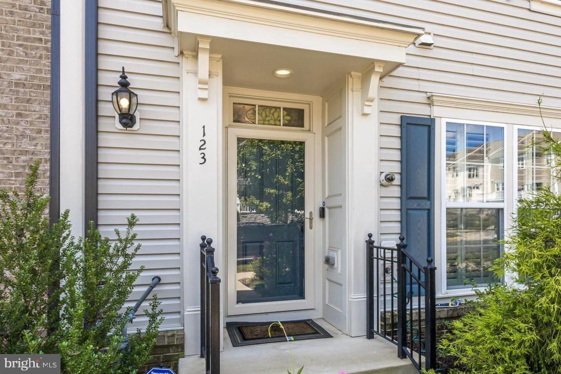 EMBREY MILL - Residential