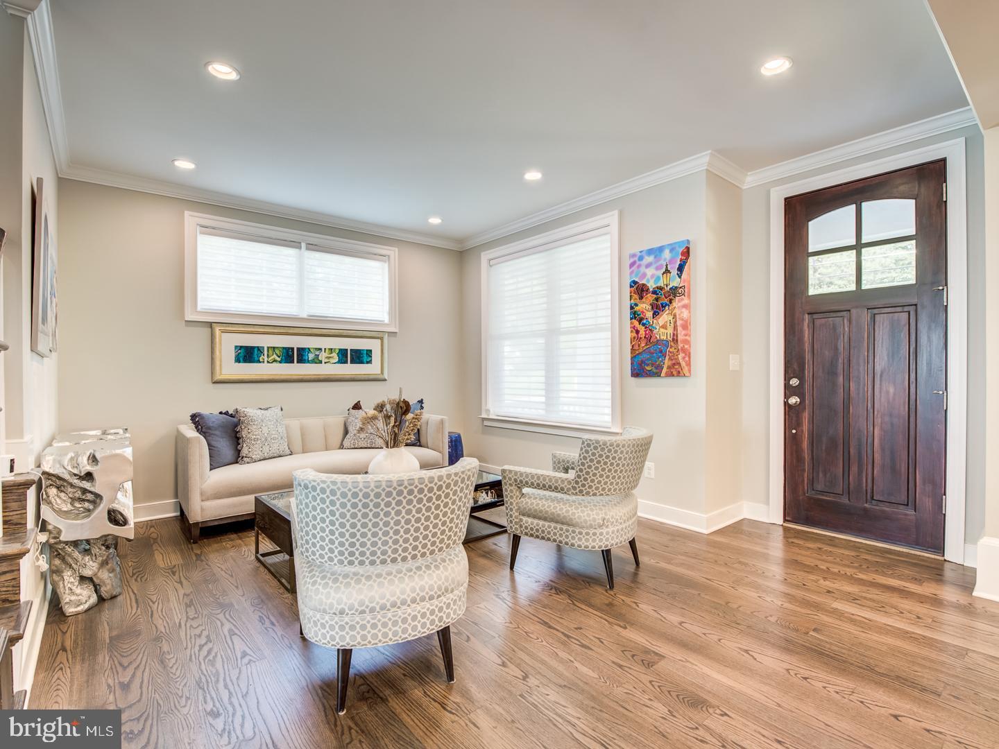 VIENNA WOODS - Residential