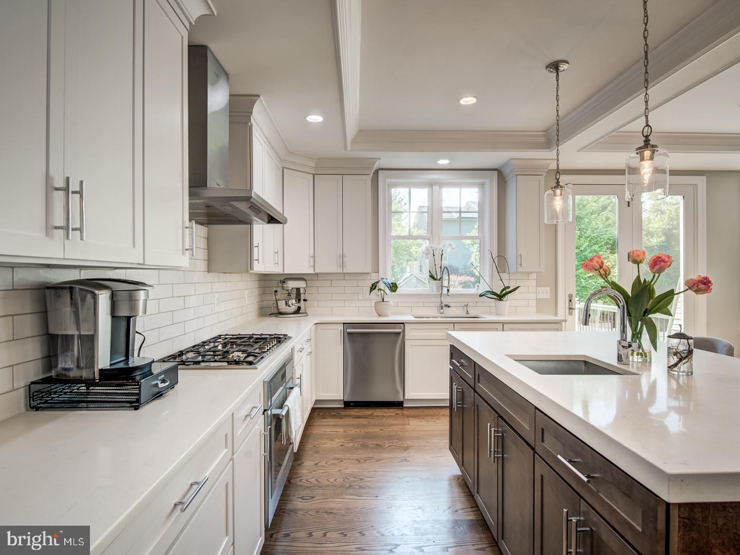 VIENNA WOODS - Residential