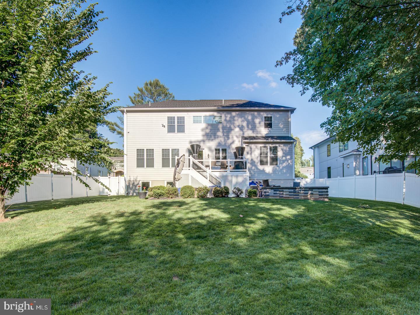 VIENNA WOODS - Residential