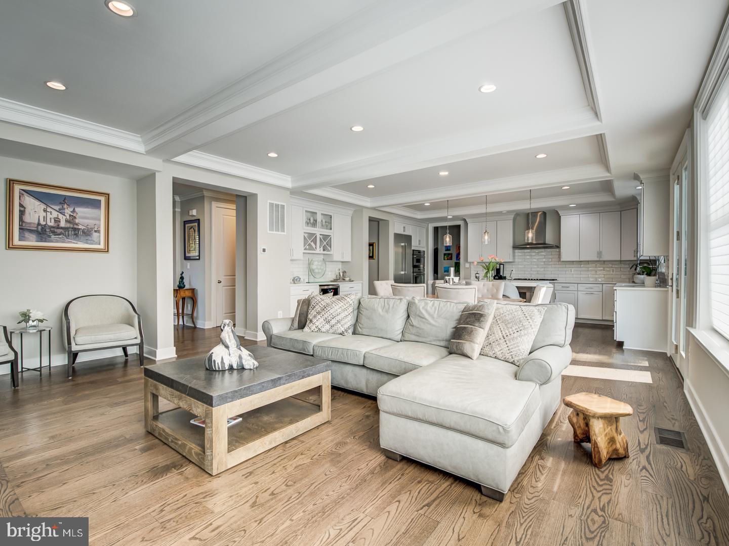 VIENNA WOODS - Residential