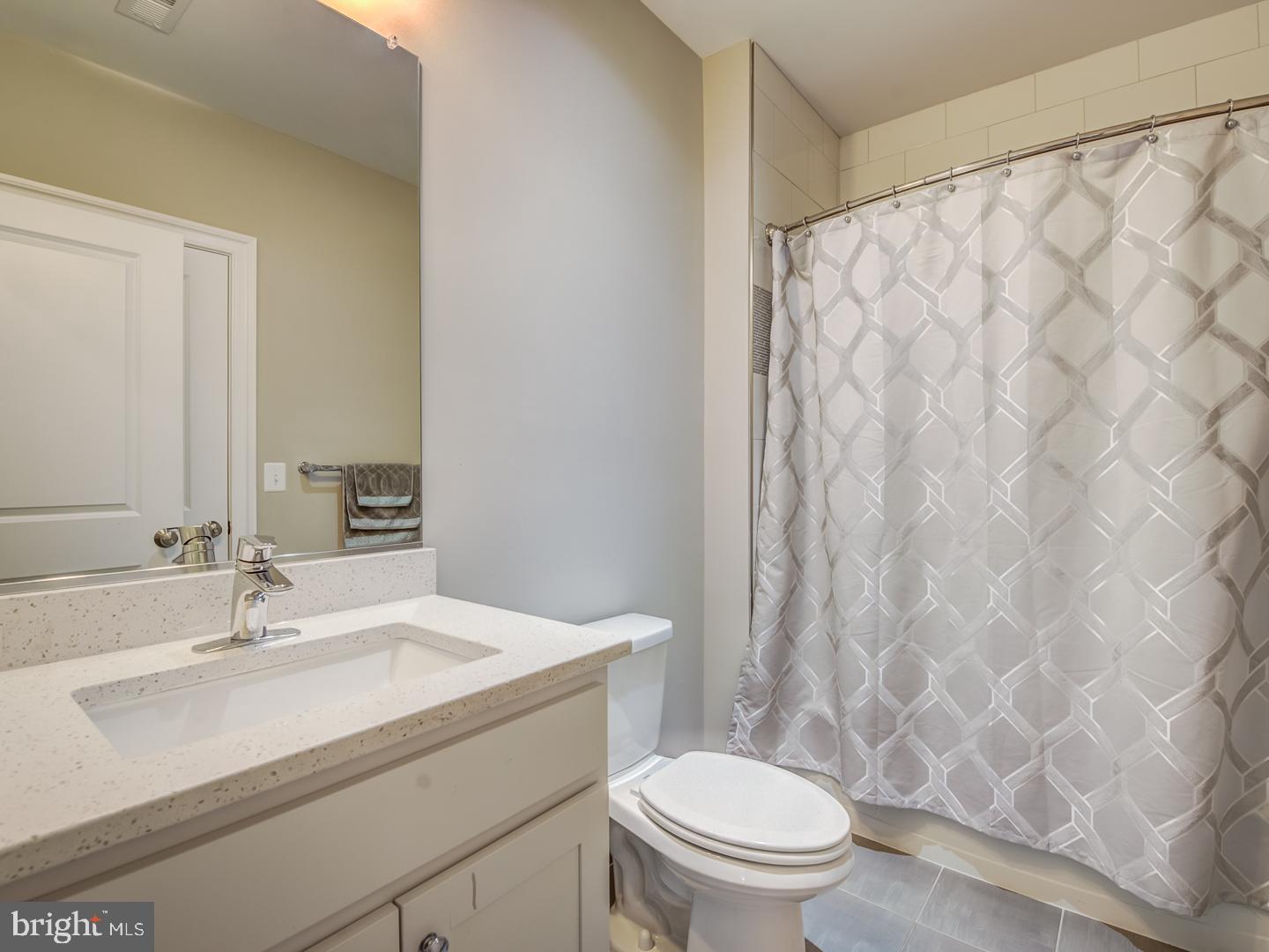 VIENNA WOODS - Residential