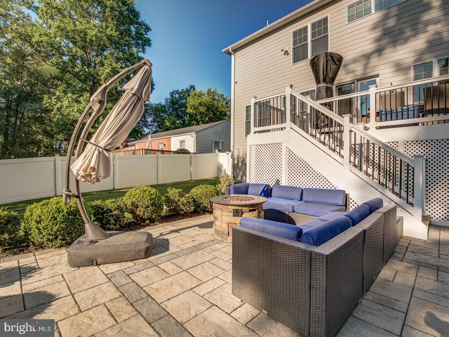 VIENNA WOODS - Residential