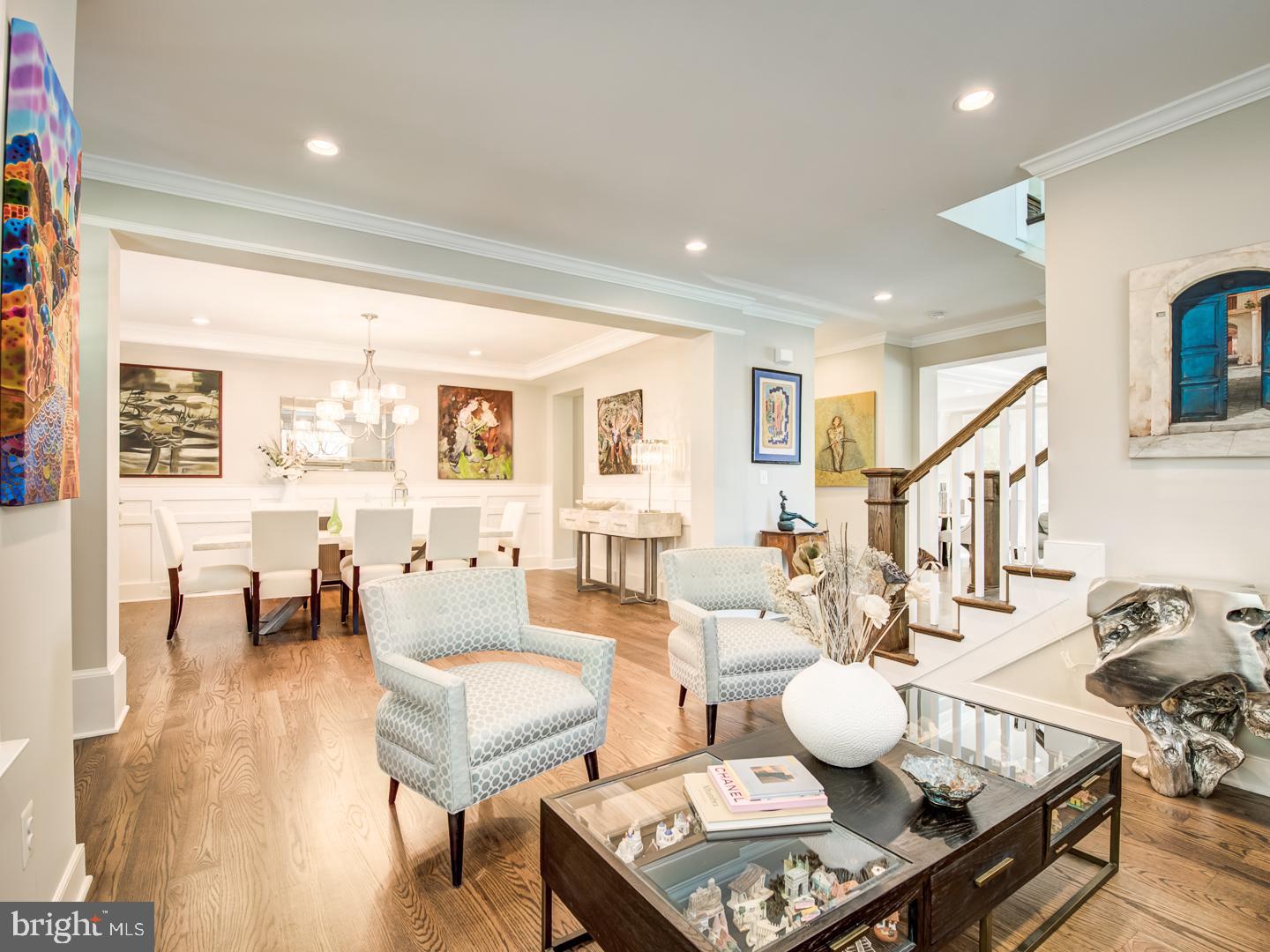 VIENNA WOODS - Residential