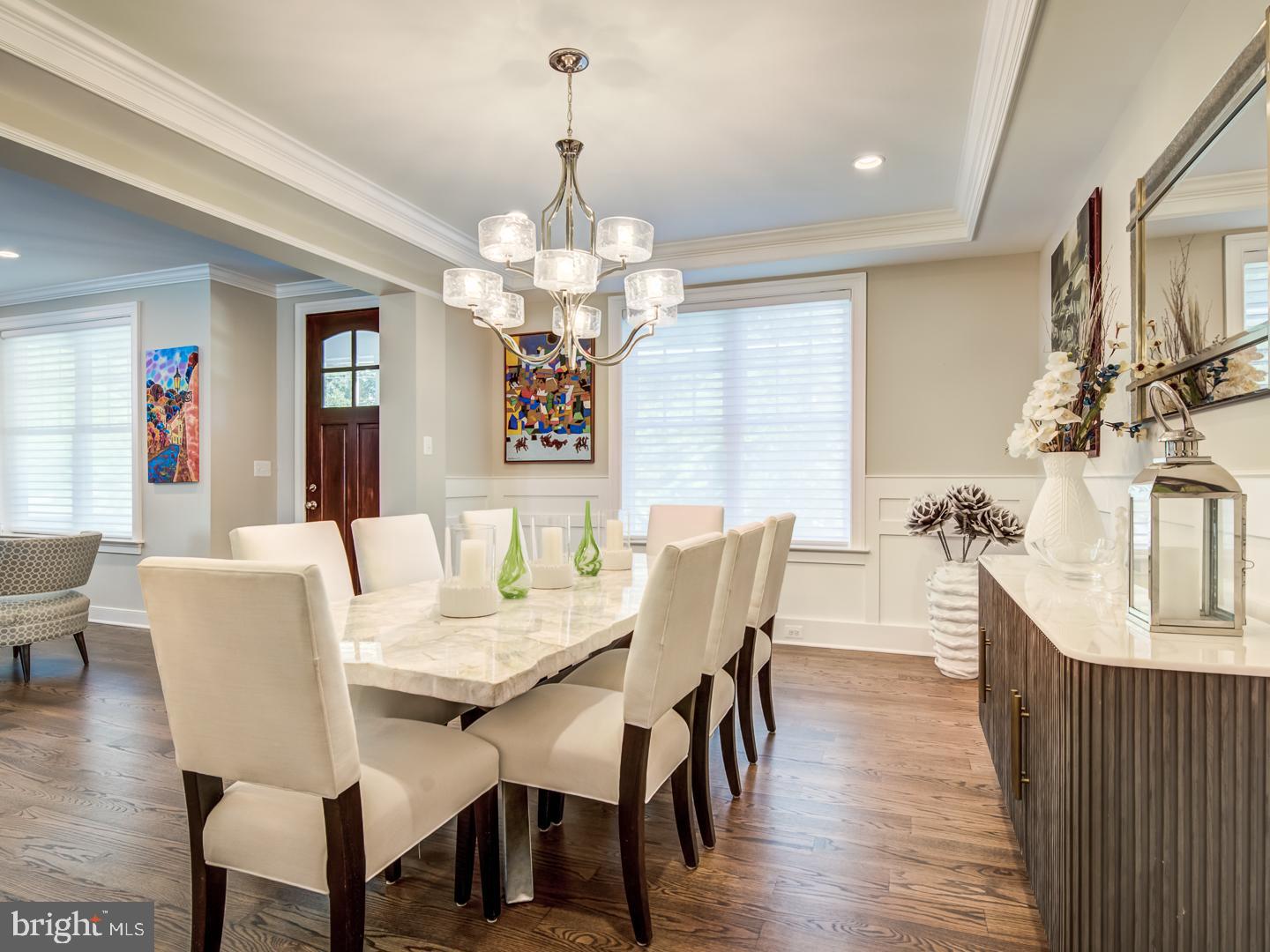 VIENNA WOODS - Residential