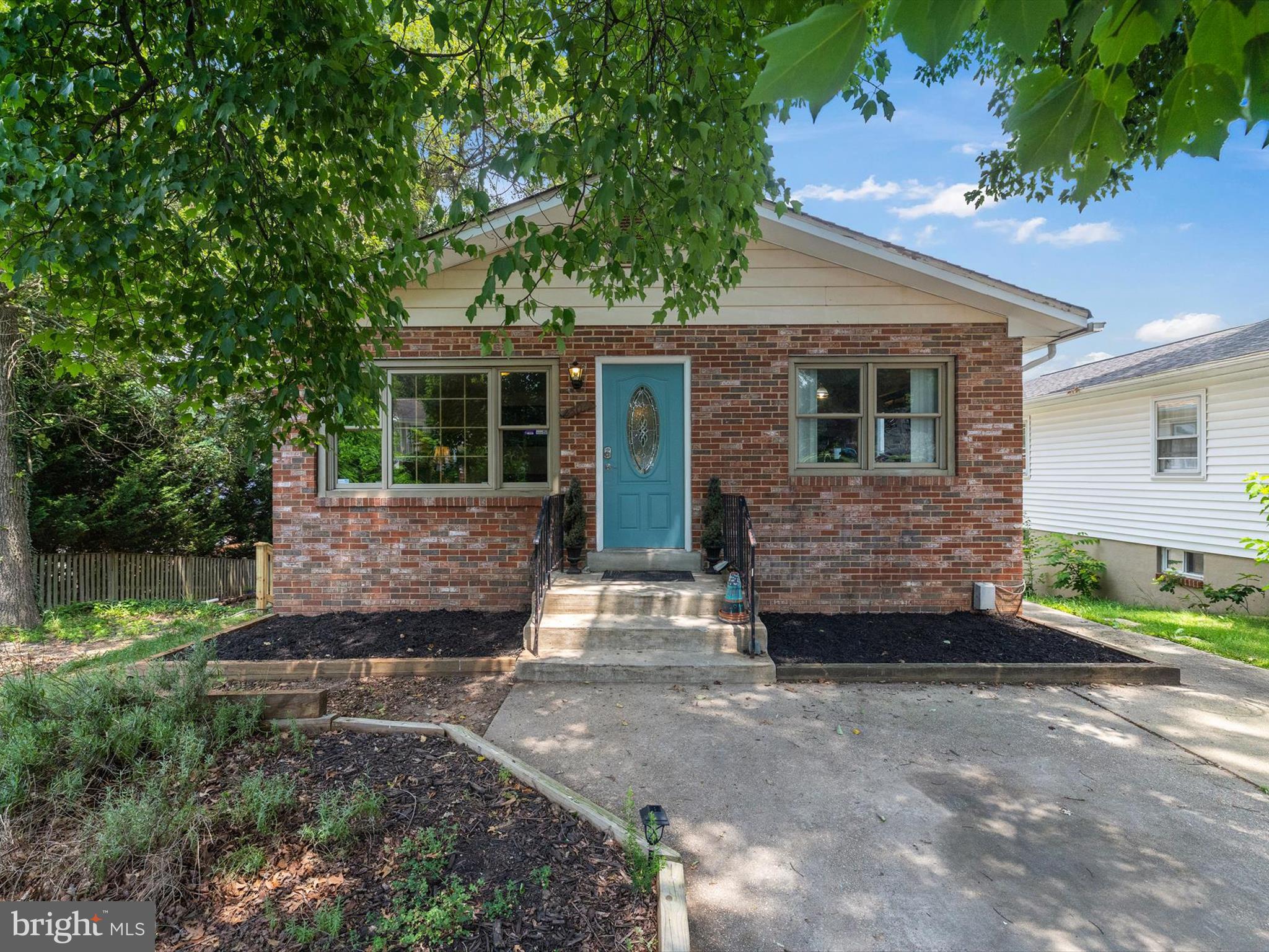 4506 BROAD BOULEVARD