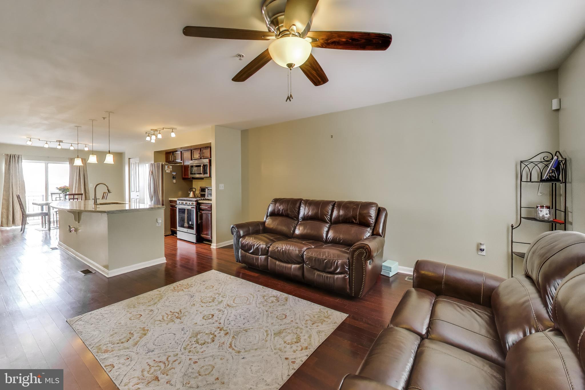 ATHENA SQUARE - Residential