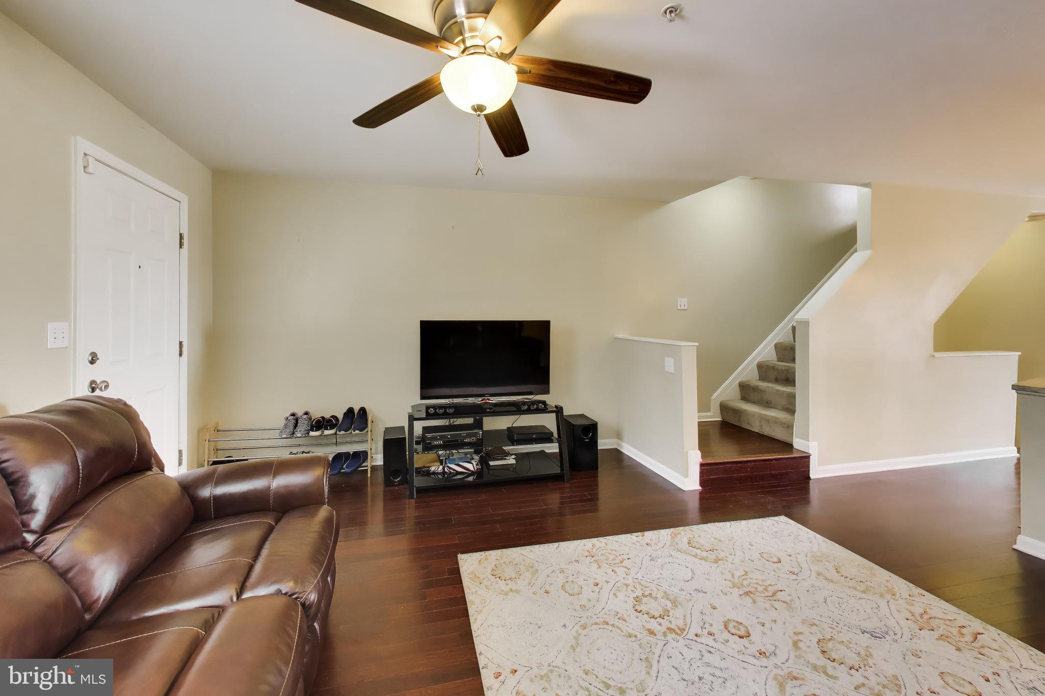 ATHENA SQUARE - Residential