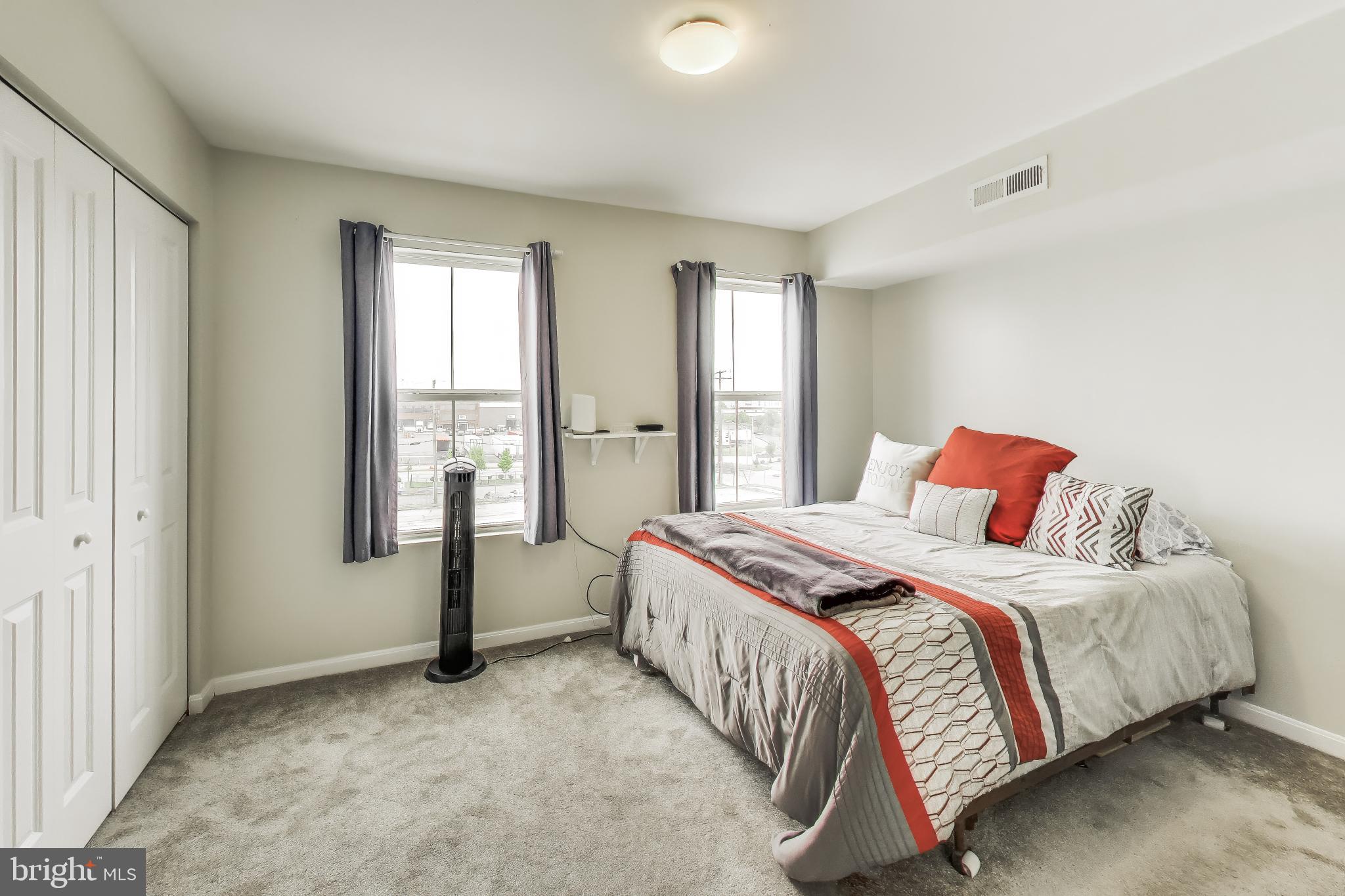 ATHENA SQUARE - Residential