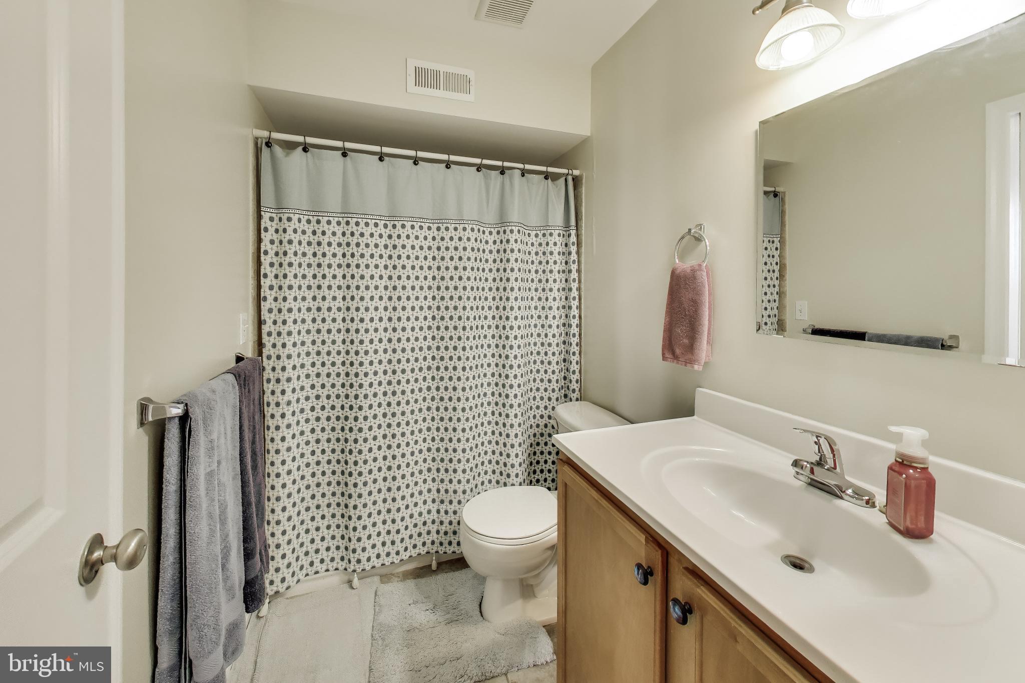 ATHENA SQUARE - Residential