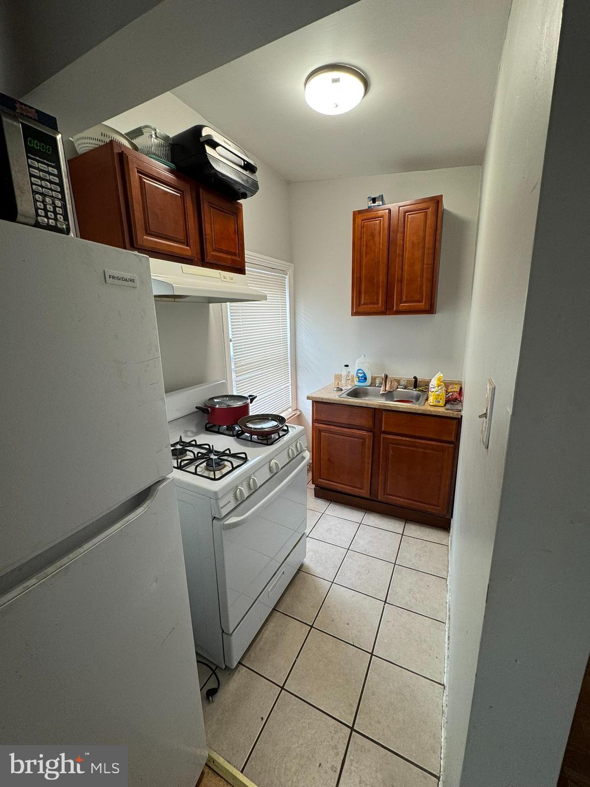 FAIRMOUNT - Commercial Sale