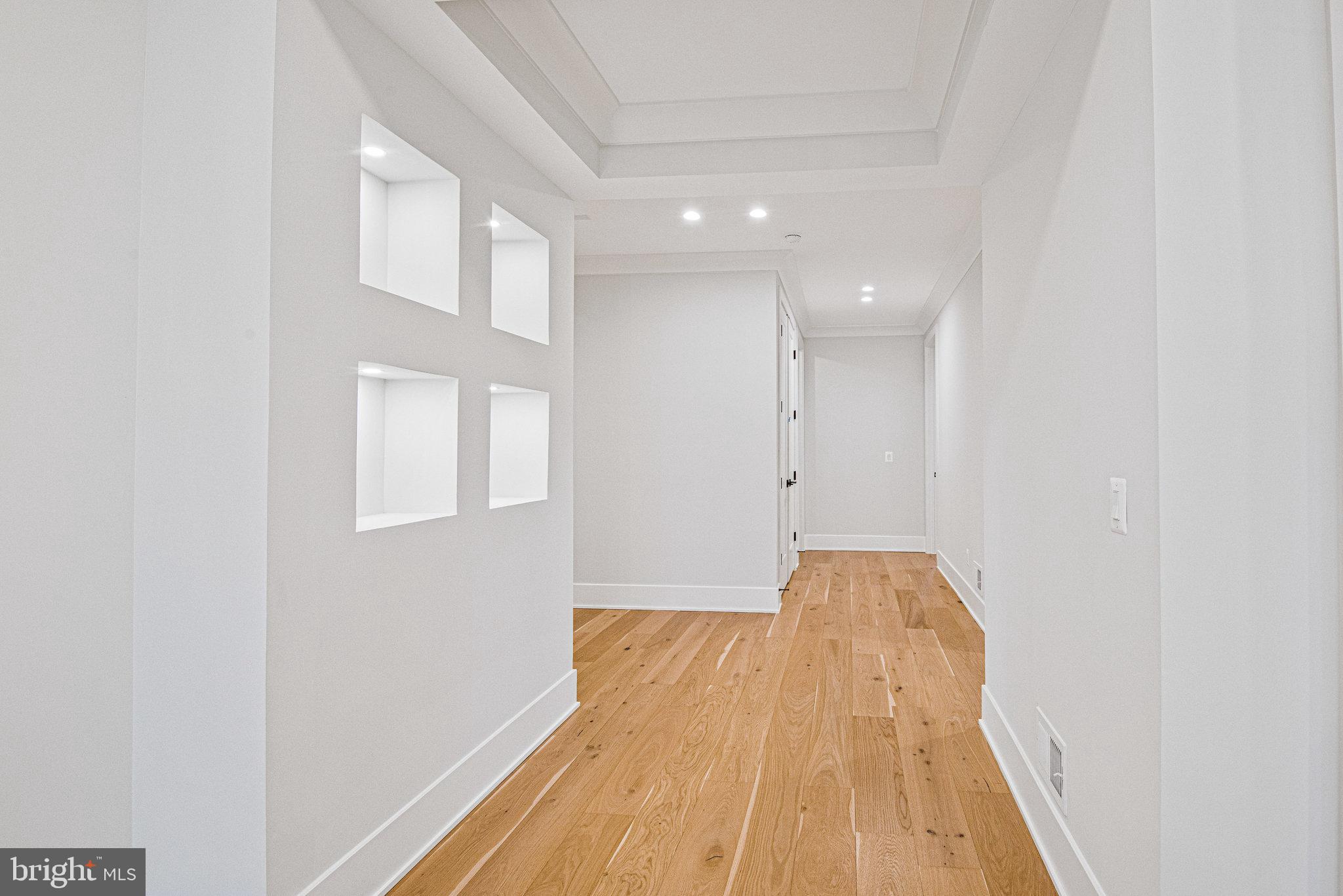 ALEXANDRAS GROVE AT BELMONT - Residential