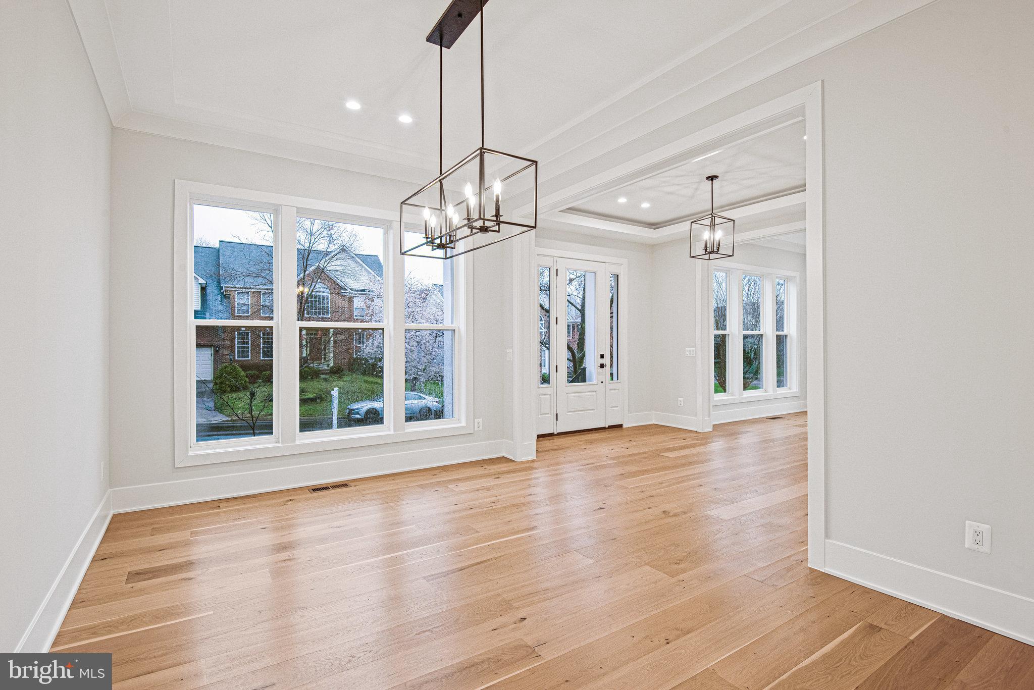 ALEXANDRAS GROVE AT BELMONT - Residential